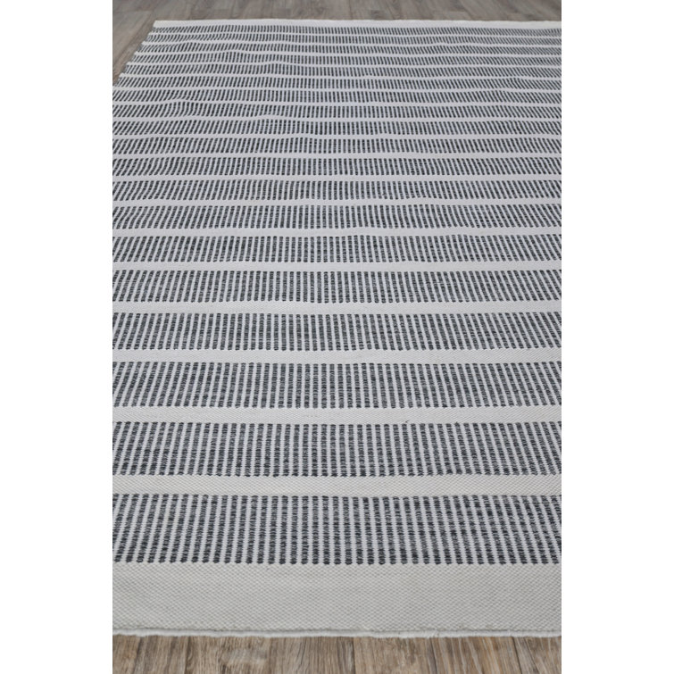 Ivory and Black Striped Handmade Flatweave 4' x 6' Rug