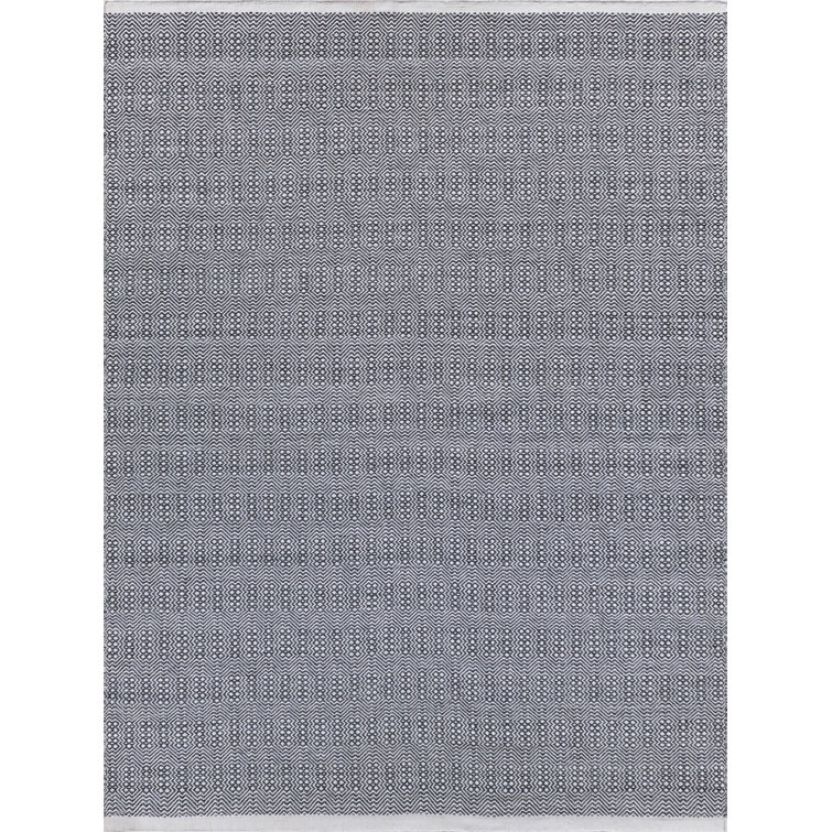 Ivory and Gray Diamond Pattern Flat Woven Rug, 4' x 6'