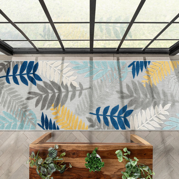 Dorado Mariah Gray Floral High-Low Texture Indoor/Outdoor Runner Rug