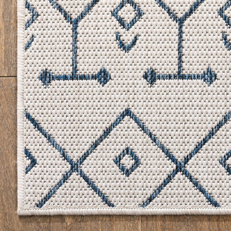 Nordic Lattice Light Blue Synthetic 8' x 10' Indoor/Outdoor Rug