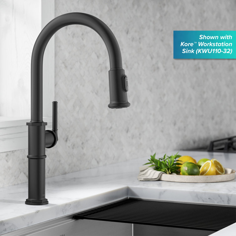 Matte Black Brass Pull-Down Single Handle Kitchen Faucet