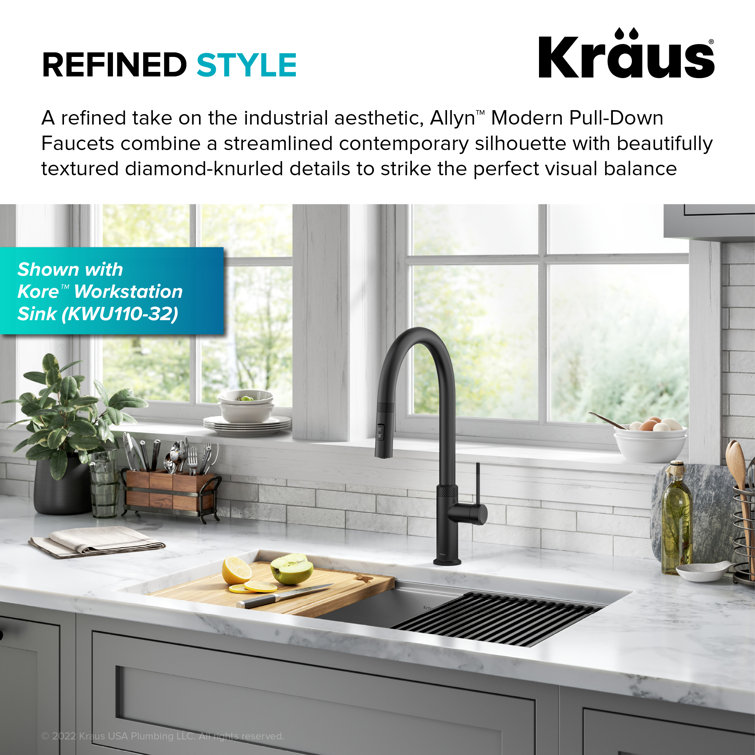Matte Black High-Arc Single Handle Kitchen Faucet with Pull-out Spray