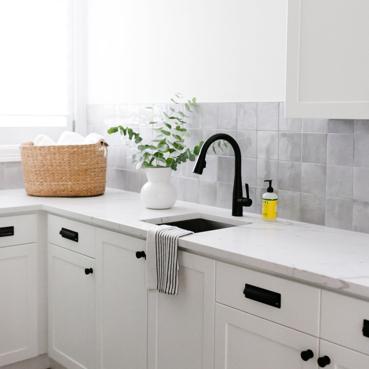 Cloe 5" x 5" Glossy Gray Ceramic Wall Tile