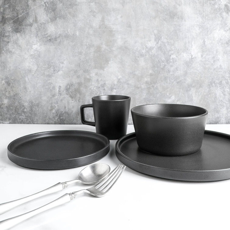 Matte Black Porcelain 16-Piece Outdoor Dinnerware Set
