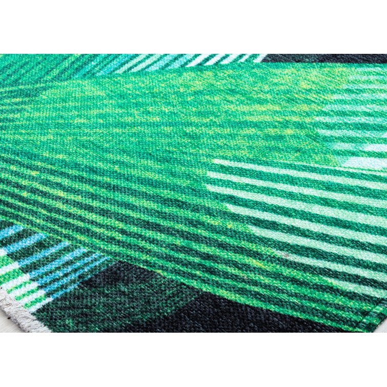 Tropical Bliss Black & Green Palm Synthetic Area Rug 8' x 10'