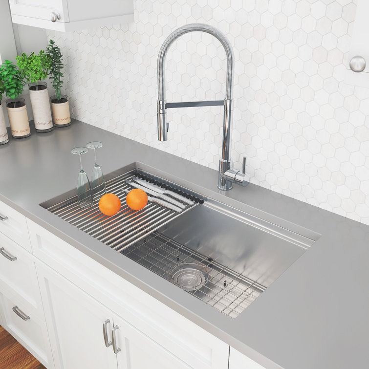 Prestige 32'' Stainless Steel Undermount Single Bowl Kitchen Sink