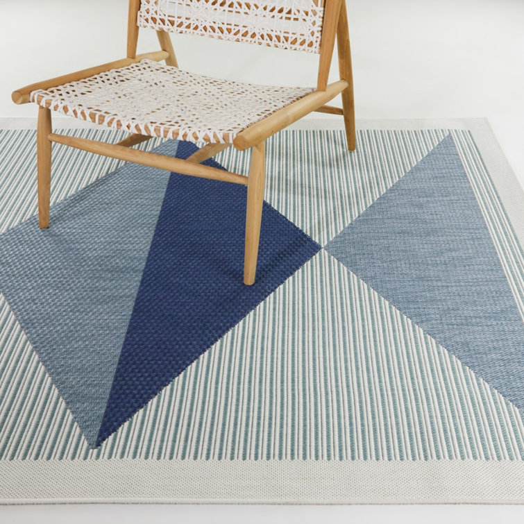 Navy Geometric Braided Reversible Synthetic 5' x 7' Rug