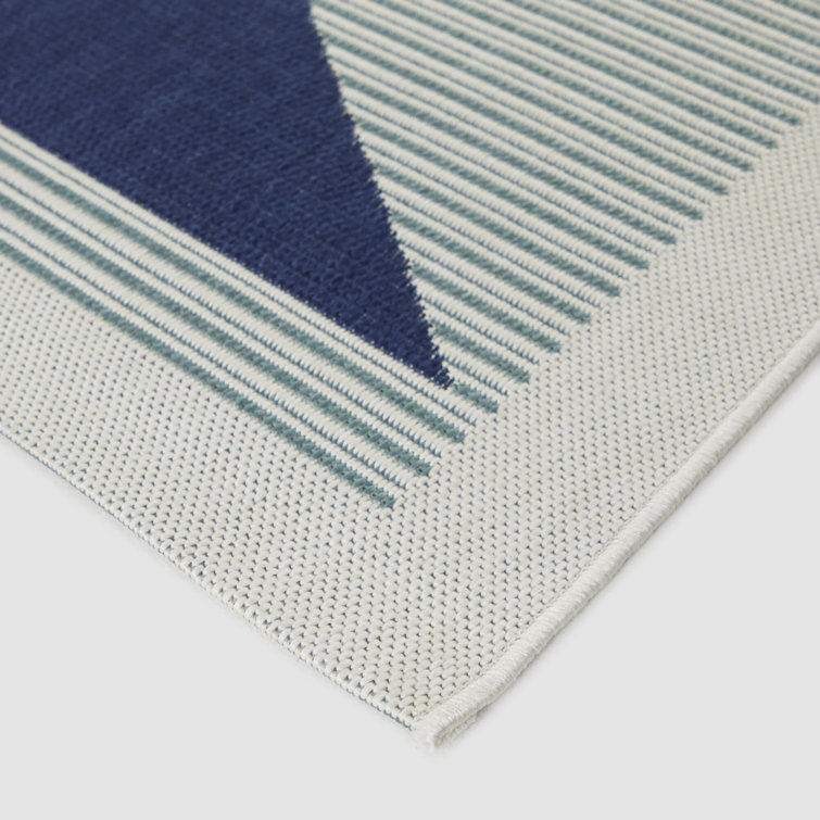 Navy Geometric Braided Reversible Synthetic 5' x 7' Rug