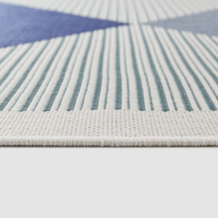 Navy Geometric Braided Reversible Synthetic 5' x 7' Rug