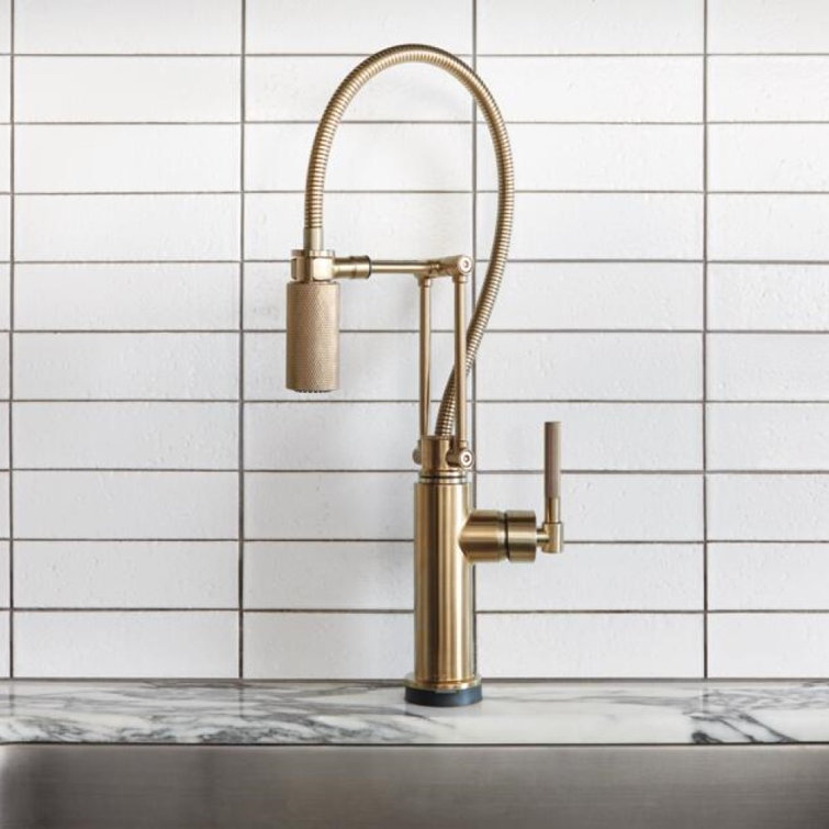 Modern Nickel 21.5" Stainless Steel Kitchen Faucet with Pull-out Spray