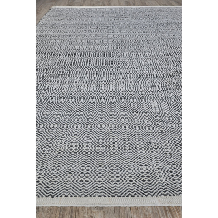 Ivory and Black Diamond Echo 8' x 10' Synthetic Area Rug