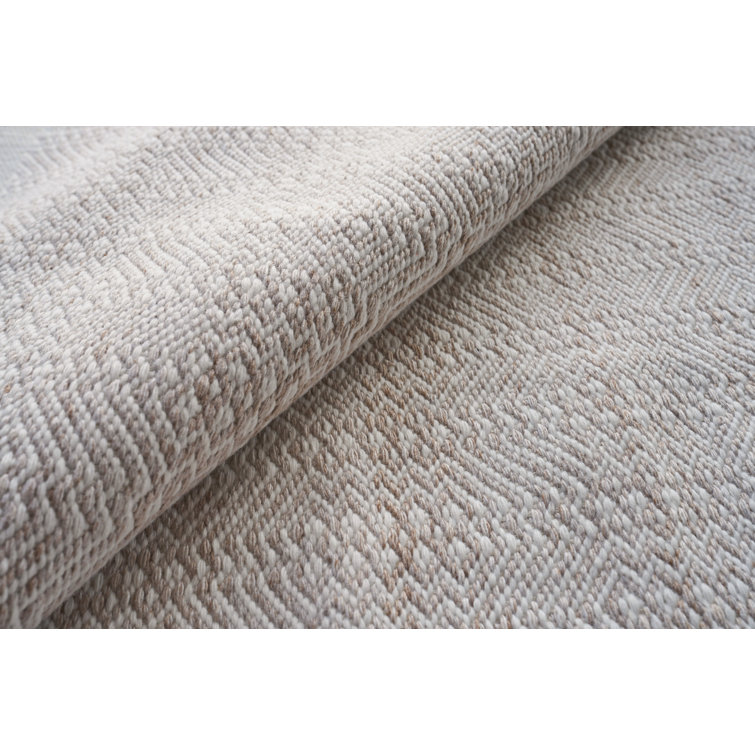 Ivory Diamond Pattern Handmade Synthetic Area Rug, 12' x 15'