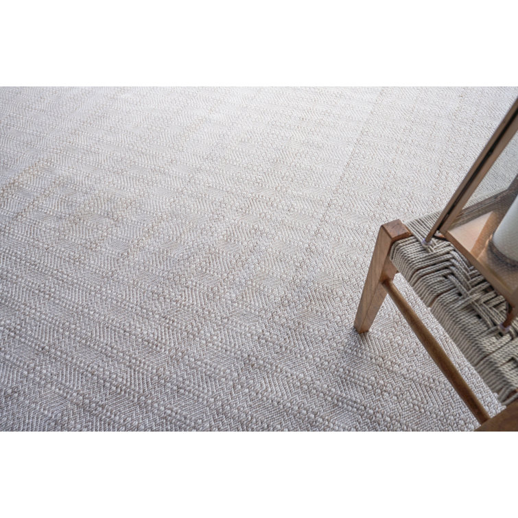 Ivory Diamond Pattern Handmade Synthetic Area Rug, 12' x 15'