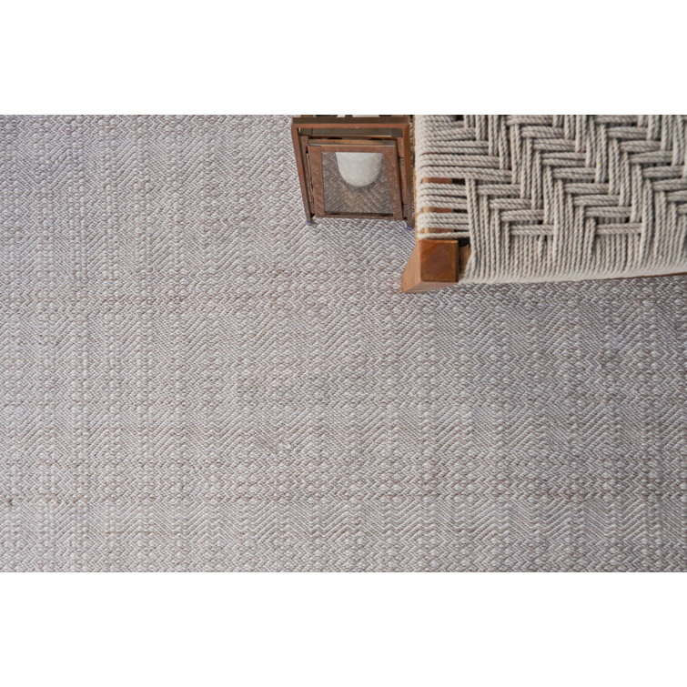 Ivory Diamond Pattern Handmade Synthetic Area Rug, 12' x 15'