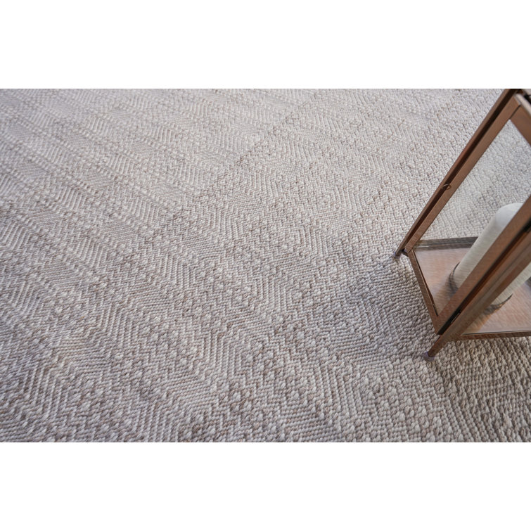Ivory Diamond Pattern Handmade Synthetic Area Rug, 12' x 15'