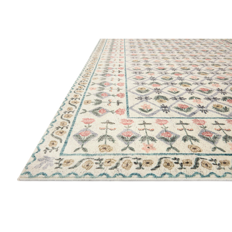 Lattice Ivory Floral 5' x 7' Wool-Synthetic Blend Area Rug