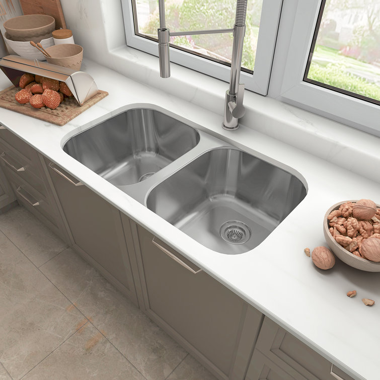 Sinber 32'' x 18'' Stainless Steel Double Bowl Undermount Kitchen Sink
