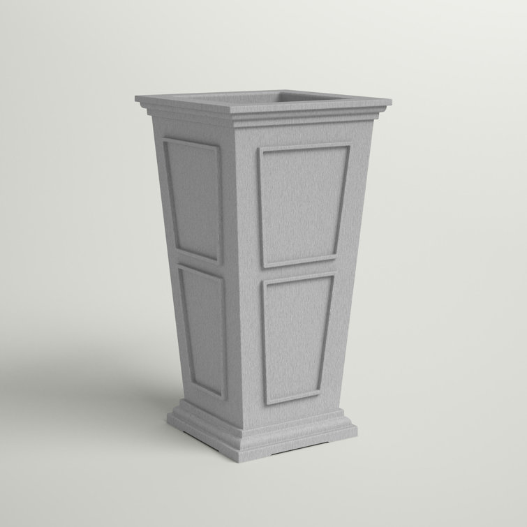 Veradek Brixton Tall 28-inch Gray Recycled Plastic Planter