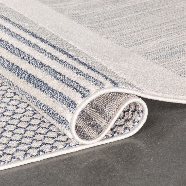 Harlow Briar Light Blue Geometric Synthetic Rectangular Rug 47" x 63"