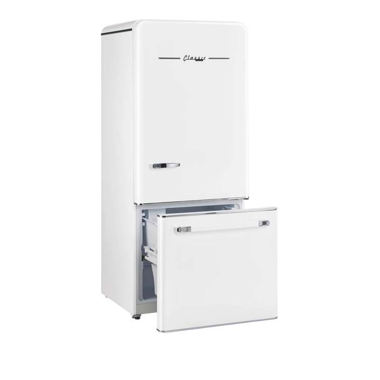 Marshmallow White 30" Retro Bottom Freezer Refrigerator with Ice Maker