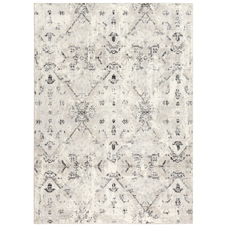 Gray Geometric Rectangular Synthetic Area Rug 5'2" x 7'3"