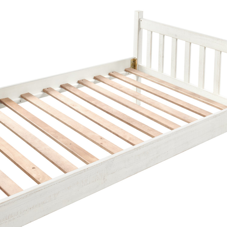Windsor Beige Pine Wood Twin Bedroom Set with Nightstands