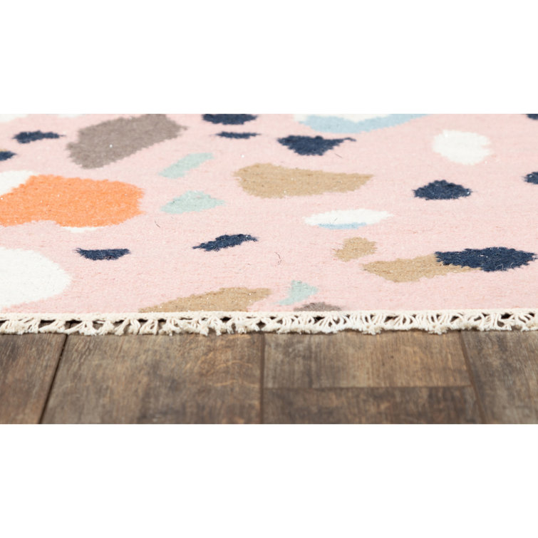 Handmade Abstract Dusty Pink Wool Blend 5' x 7' Area Rug