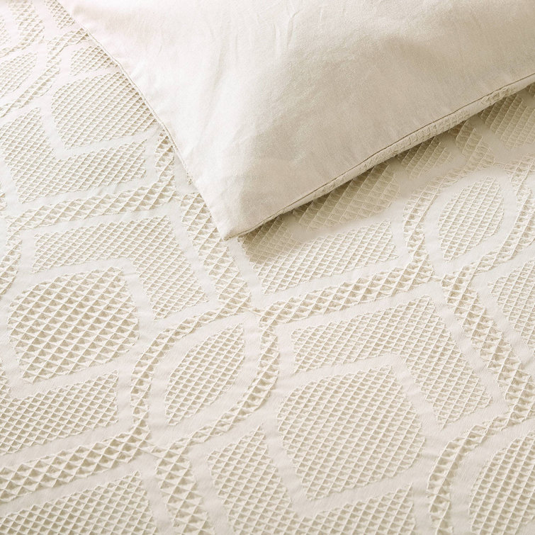 Serene Oasis Textured Waffle King Comforter Set in Vibrant Orange