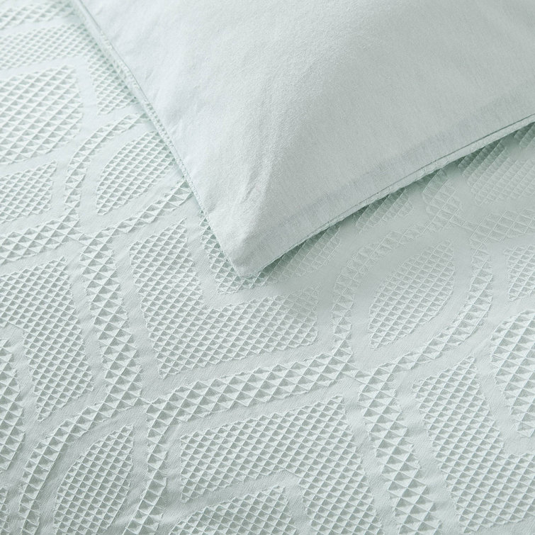 Serene Oasis Textured Waffle King Comforter Set in Vibrant Orange