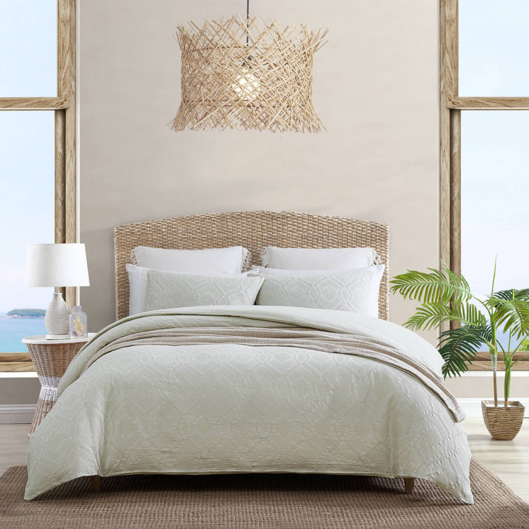 Serene Oasis Textured Waffle King Comforter Set in Vibrant Orange