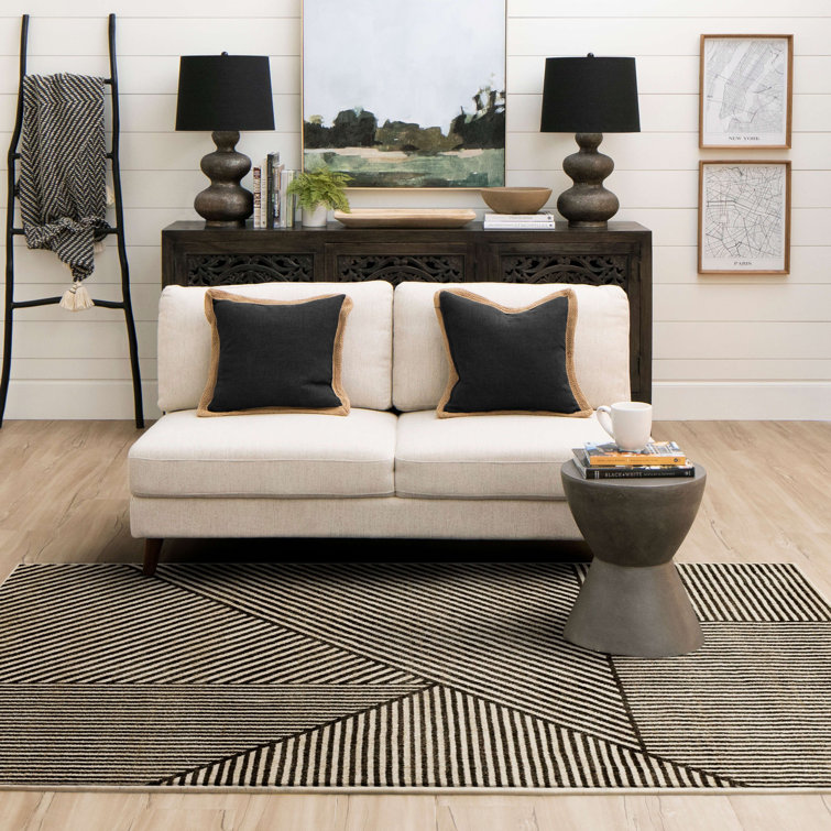 Linea Black Geometric Polyester 28''x94'' Area Rug