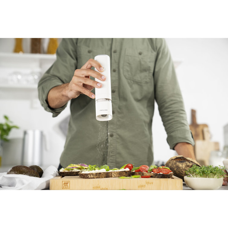 White Electric Salt and Pepper Mill with Ceramic Grinder