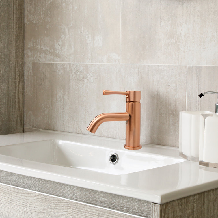 Copper Single-Handle Bathroom Faucet with Brass Construction