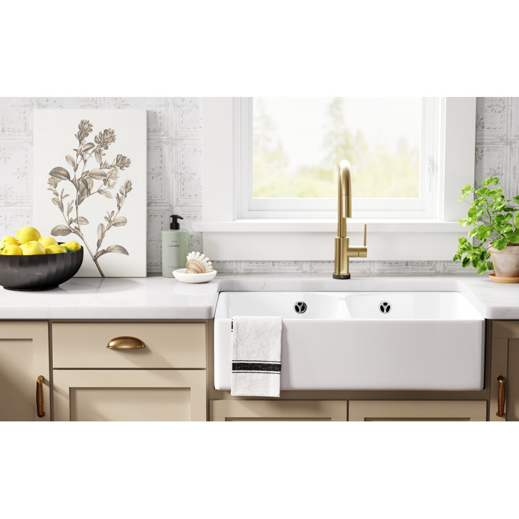 Modern Elegance Touch-Control Bronze Kitchen Sink Faucet with Pull-out Spray