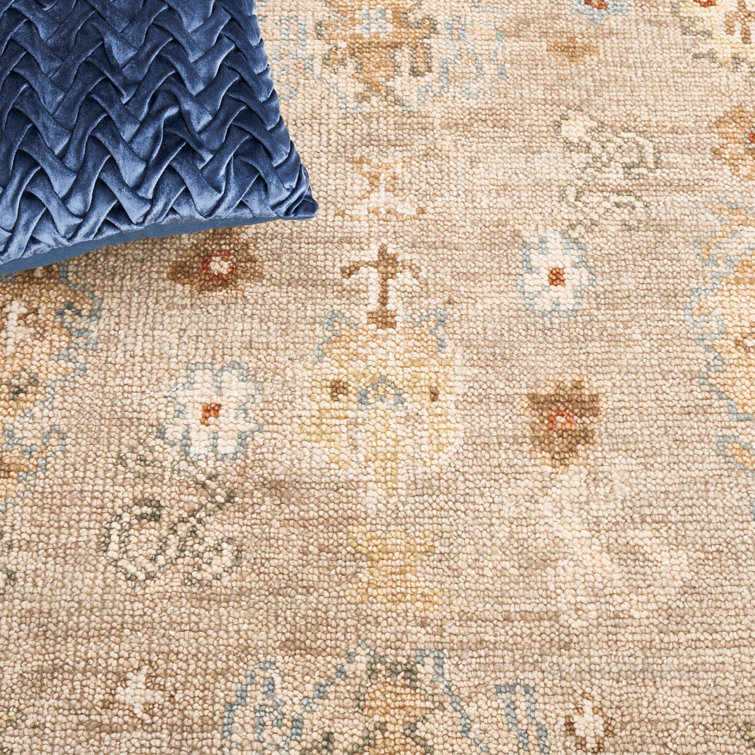 Gray Hand-Knotted Wool 6' x 9' Area Rug