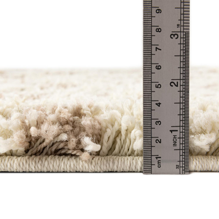 Beige and Ivory Square Trellis Shag Rug 8 ft