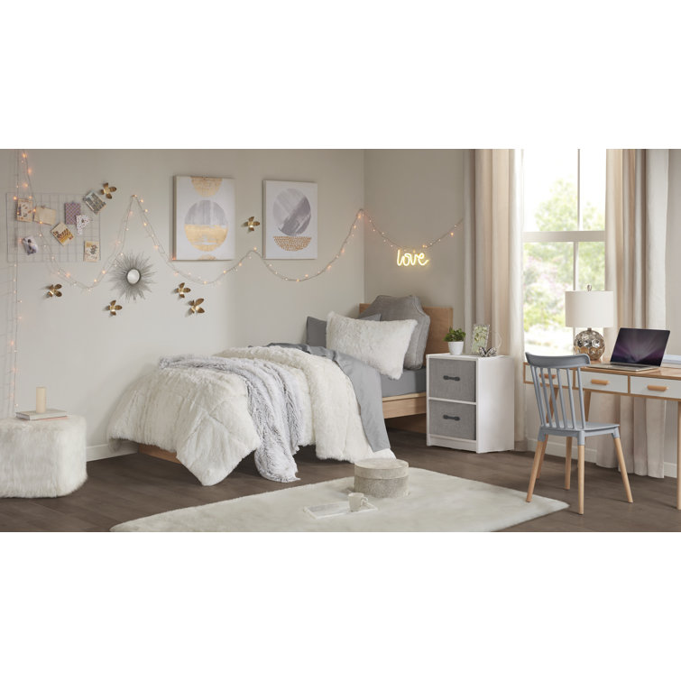 Ivory Shaggy Faux Fur Full/Queen Bedspread Cover Set