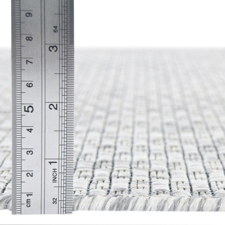 Light Gray Synthetic 6' x 9' Easy-Care Outdoor Rug
