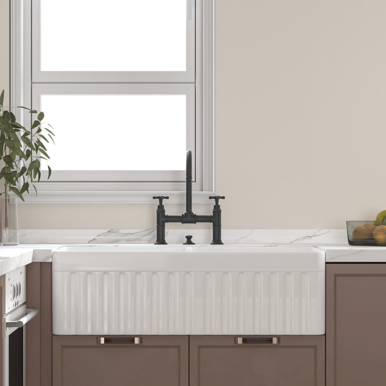 Hadley 33" White Fireclay Double Basin Farmhouse Kitchen Sink