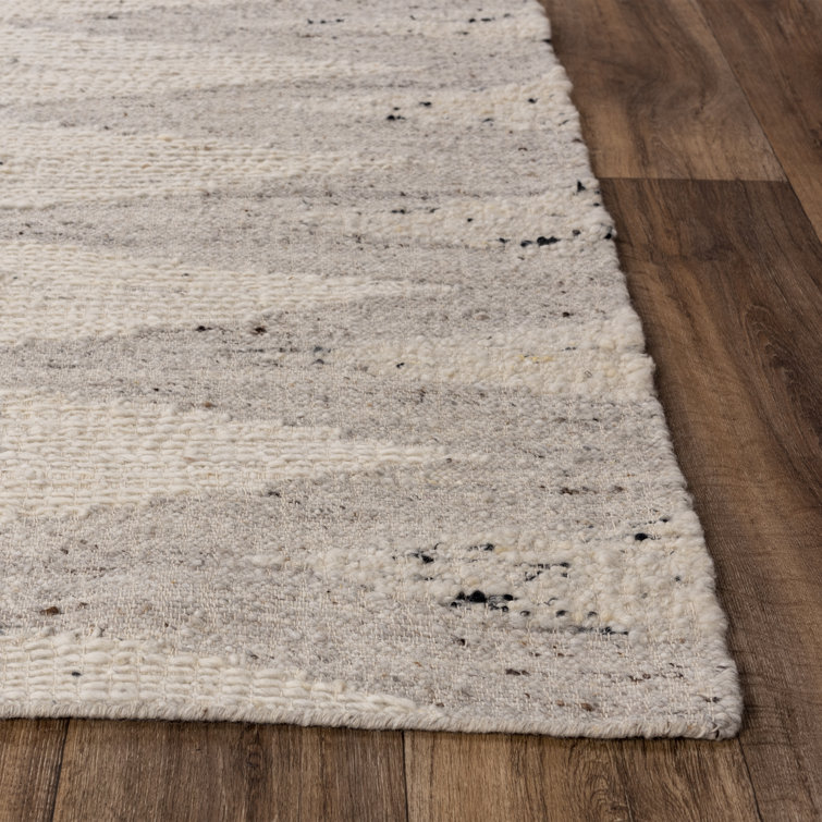 Handmade Ivory Geometric Wool and Cotton Rectangular Rug 8' x 10'
