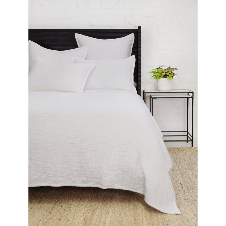 Portugal Crafted White Cotton Queen Matelasse Coverlet