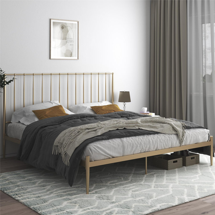 Giulia Gold Queen Metal Platform Bed with Vertical Slat Headboard
