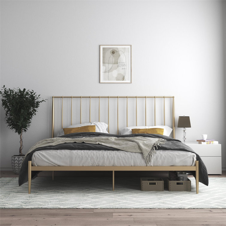 Giulia Gold Queen Metal Platform Bed with Vertical Slat Headboard