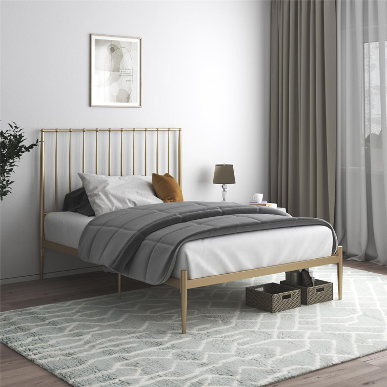 Giulia Gold Queen Metal Platform Bed with Vertical Slat Headboard