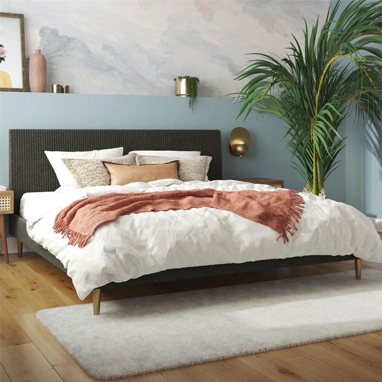Serene Luxe King-Size Dark Gray Linen Upholstered Bed with Tufted Headboard