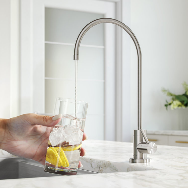 Stainless Steel Under-Sink Filtration System with Single Handle Faucet
