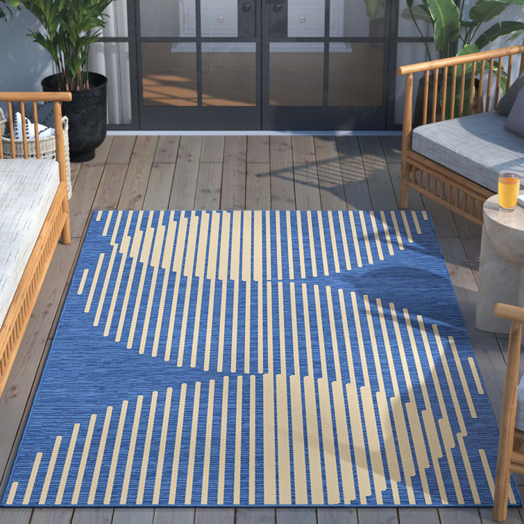 Blue and Beige Geometric Flat-Weave Indoor/Outdoor Rug 5' x 7'