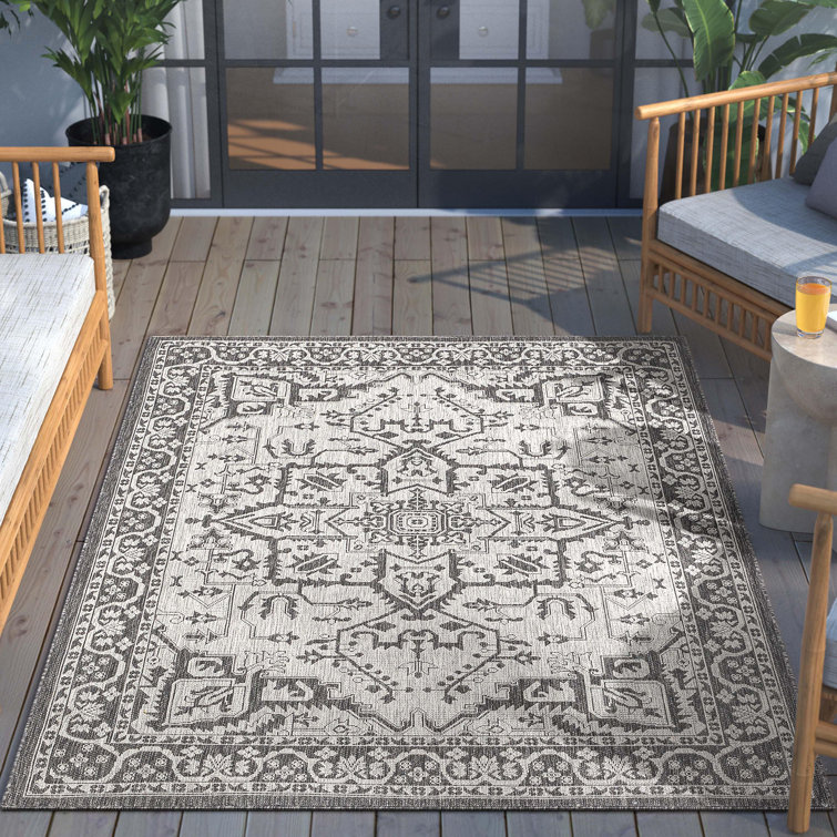 Lia Black Oriental 5'x7' Flat Woven Synthetic Reversible Rug