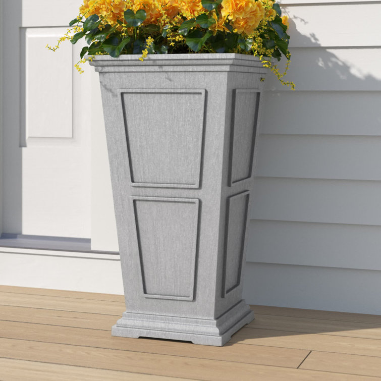 Veradek Brixton Tall 28-inch Gray Recycled Plastic Planter