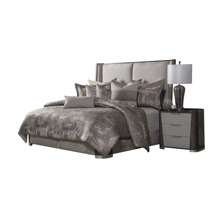 Aubrey Patina Silver Gray Queen Comforter Set with Decorative Pillows